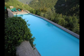 Stunning medieval setting surrounded by mountains Castelbianco